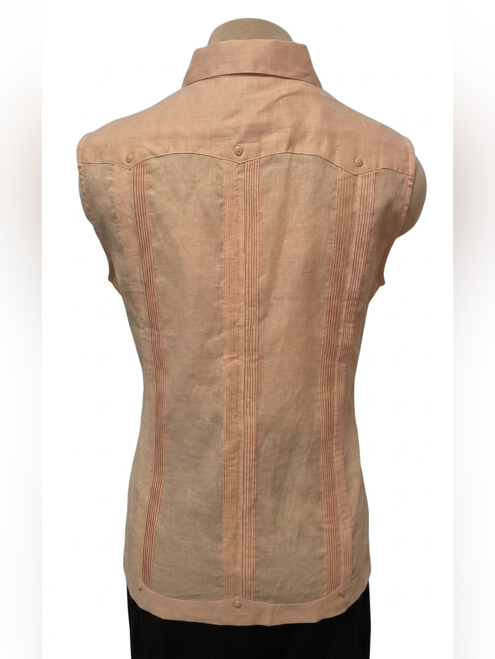 Vintage Woman’s Peach Linen Shirt - Picture 2 of 3